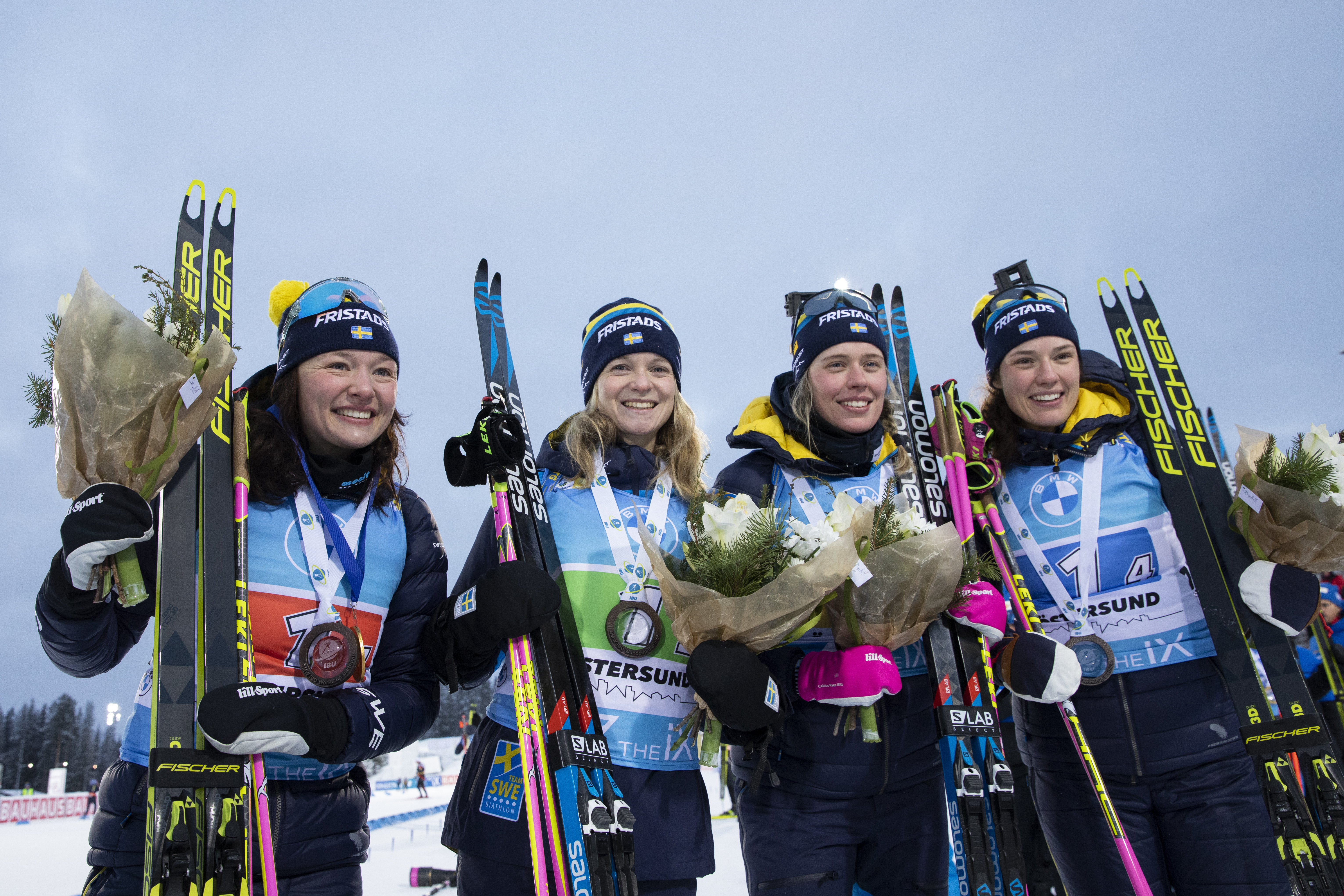 Winter Olympics 2022 - Johannes Thingnes Boe leads Norway to thrilling  biathlon mixed relay gold - Eurosport