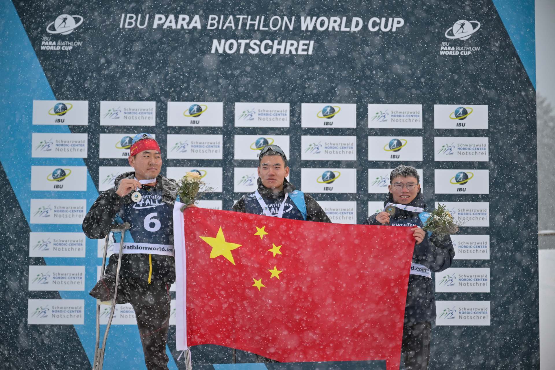 Four Wins for China on Action-Packed Day Two in Notschrei